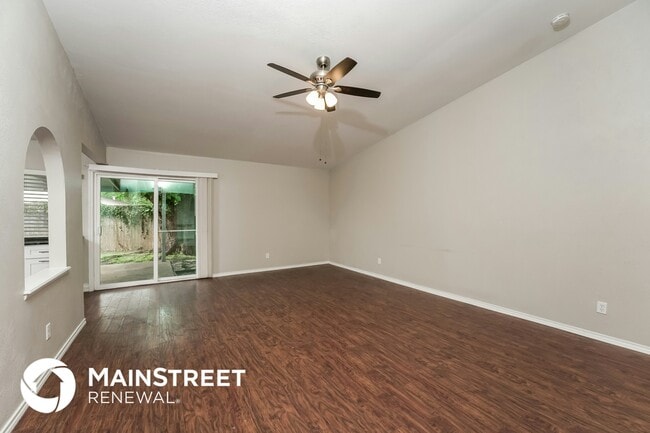 Building Photo - 1412 Natchez Dr