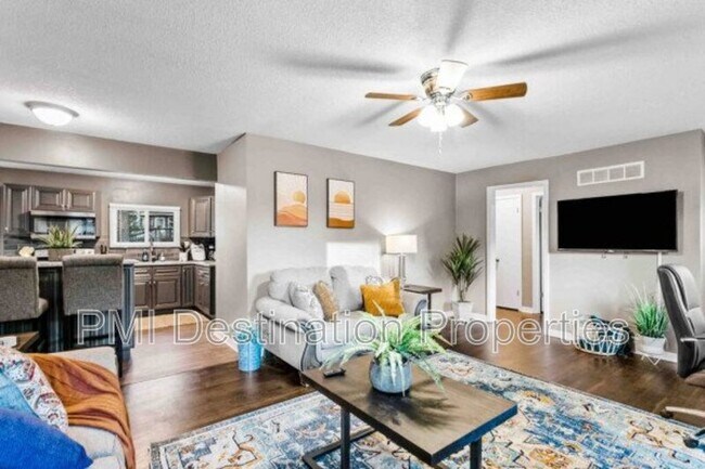 Foto del edificio - 7219 Conser