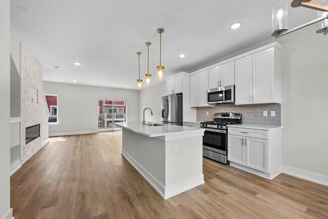 Foto del edificio - 4849 Lismore Ln