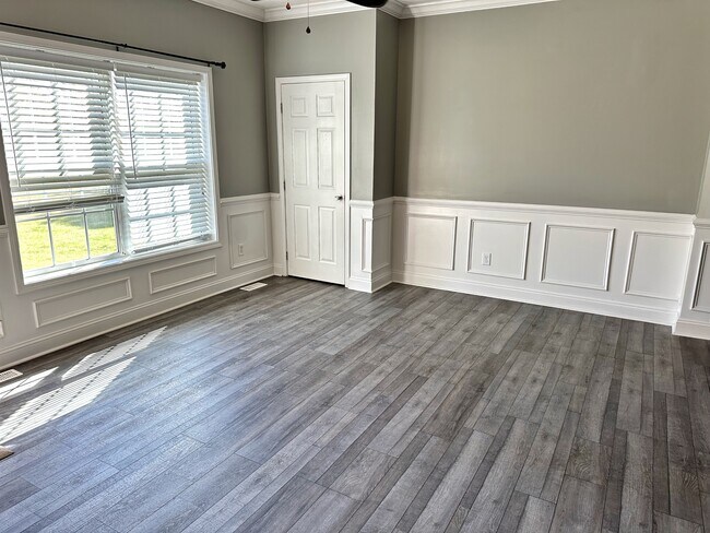 Building Photo - 103 Meadowview Rd