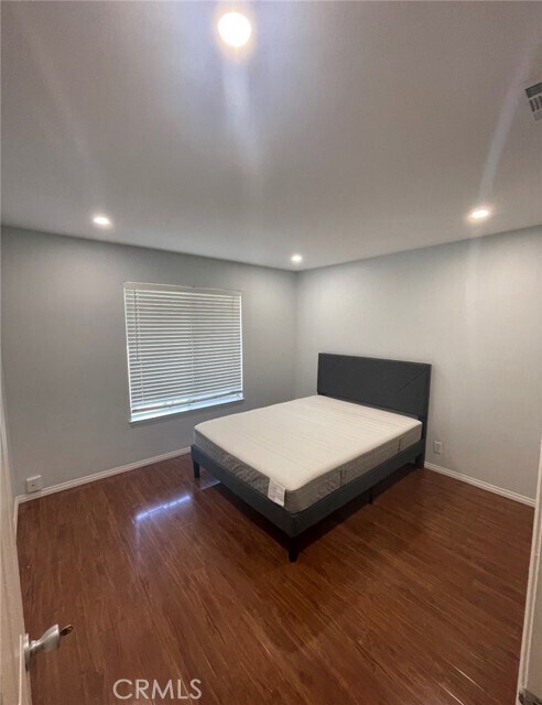 Foto del edificio - 16525 Elaine Dr