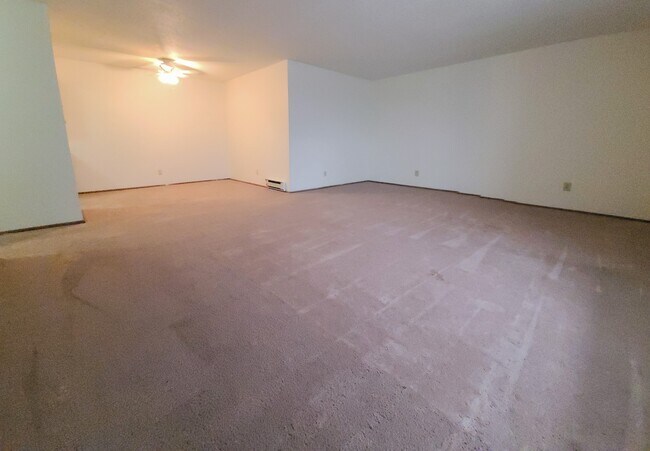 Foto del edificio - 11513 W Brown Deer Rd