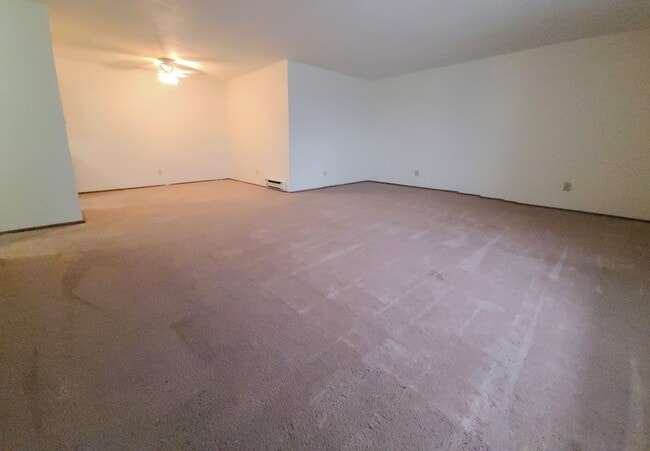 Building Photo - 11513 W Brown Deer Rd