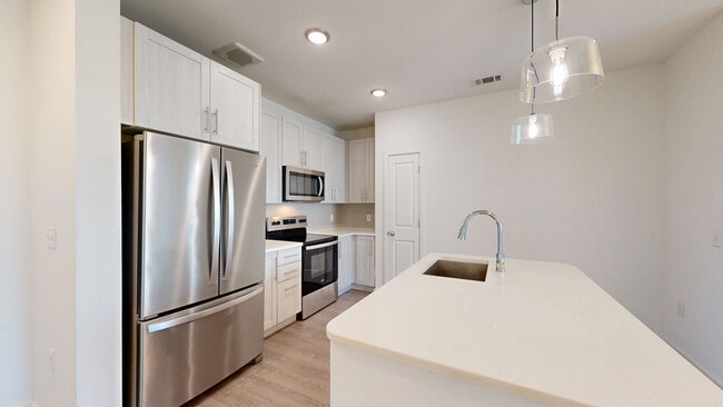 Interior Photo - Essex Luxe Apartments