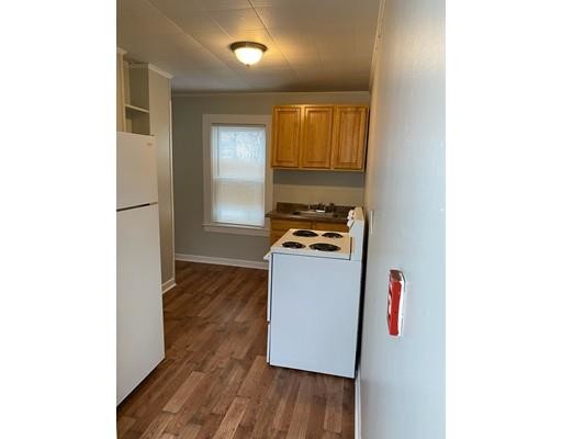 Foto del edificio - 21 Goddard Rd