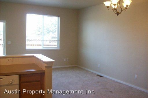Foto del edificio - 61325 Sally Ln