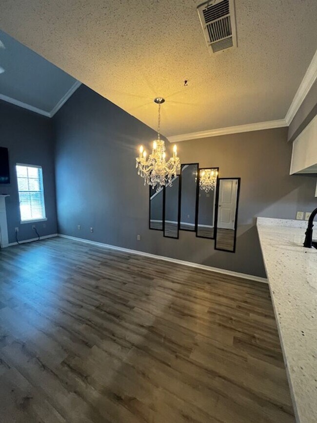 Foto del edificio - Carriage Oaks Townhouse for Rent