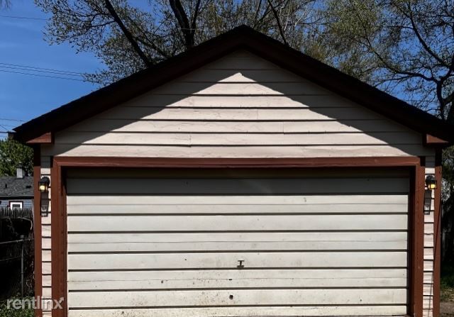Foto del edificio - 2 br, 1 bath House - 11275 Republic Ave