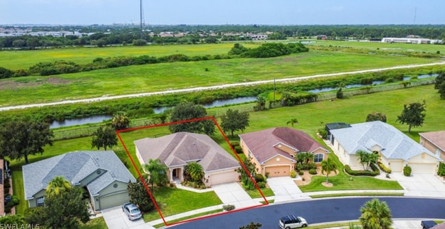 Building Photo - 2760 Suncoast Lakes Blvd