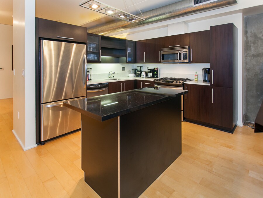 Foto principal - 1100 S Hope St