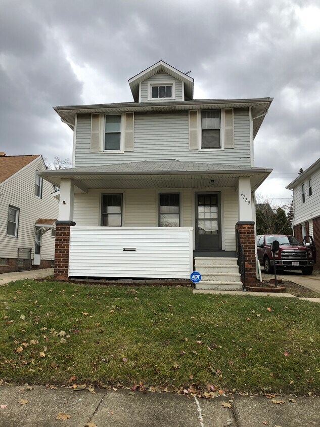 4729 E 93rd St, Garfield Heights, OH 44125 House Rental in Garfield