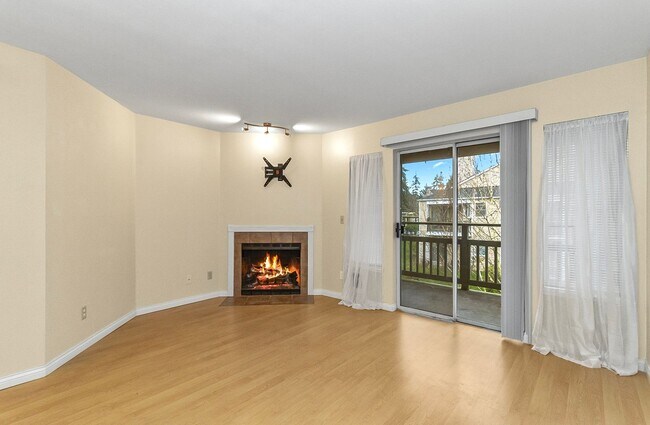 Foto del edificio - Harbour Point Blvd townhome for rent!