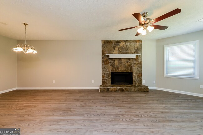 Building Photo - 1476 Cherry Hill Rd SW