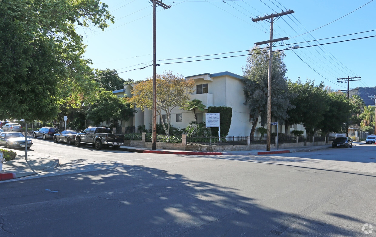 7766 Wyngate St, Tujunga, CA 91042 Apartments in Tujunga, CA