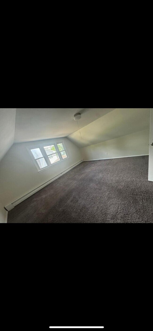 Foto del edificio - 22 Bancroft Ln