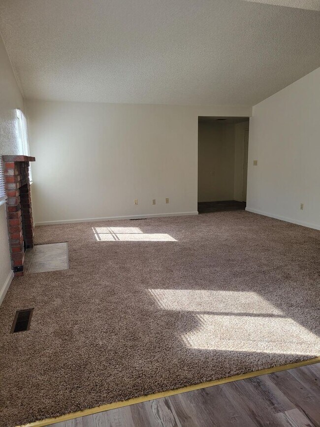 Building Photo - Remolded Four bedroom two bath home