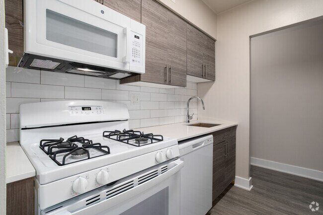 1HAB, 1BA - 628 ft² - Cocina - Lions Gate Apartments