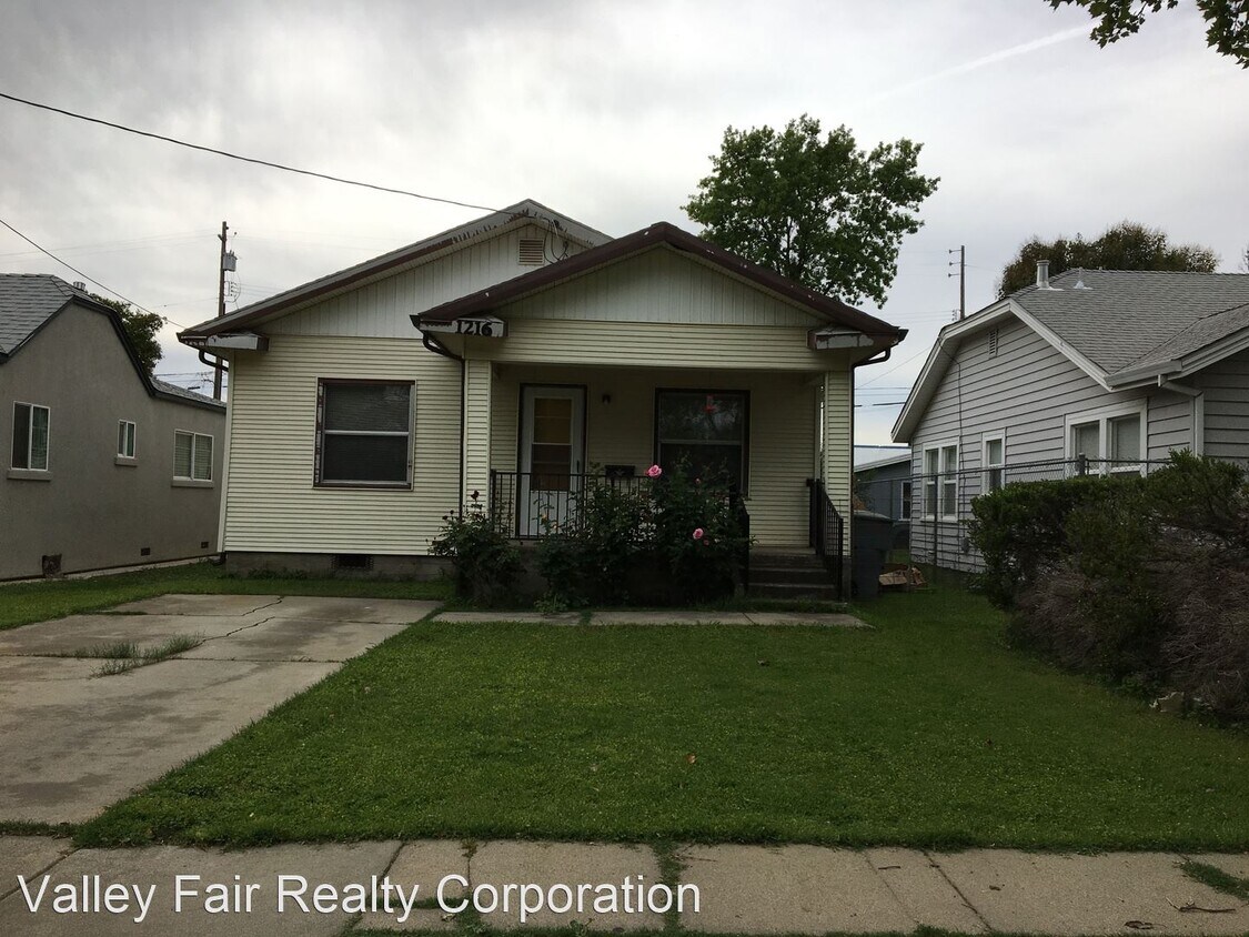 Foto principal - 1216 D St
