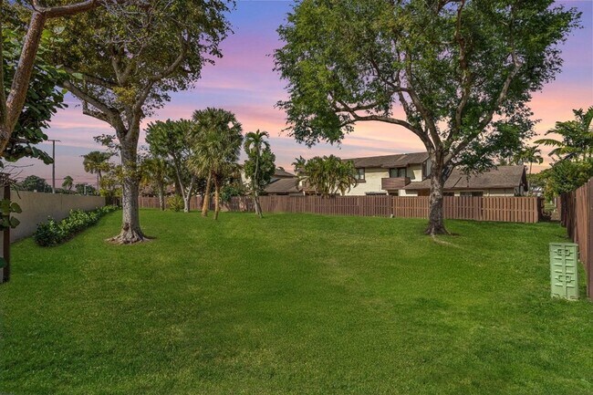 Foto del edificio - 7136 SW 105th Ct