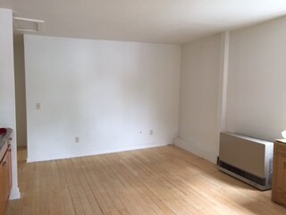 Living Room - 105 N Champlain St