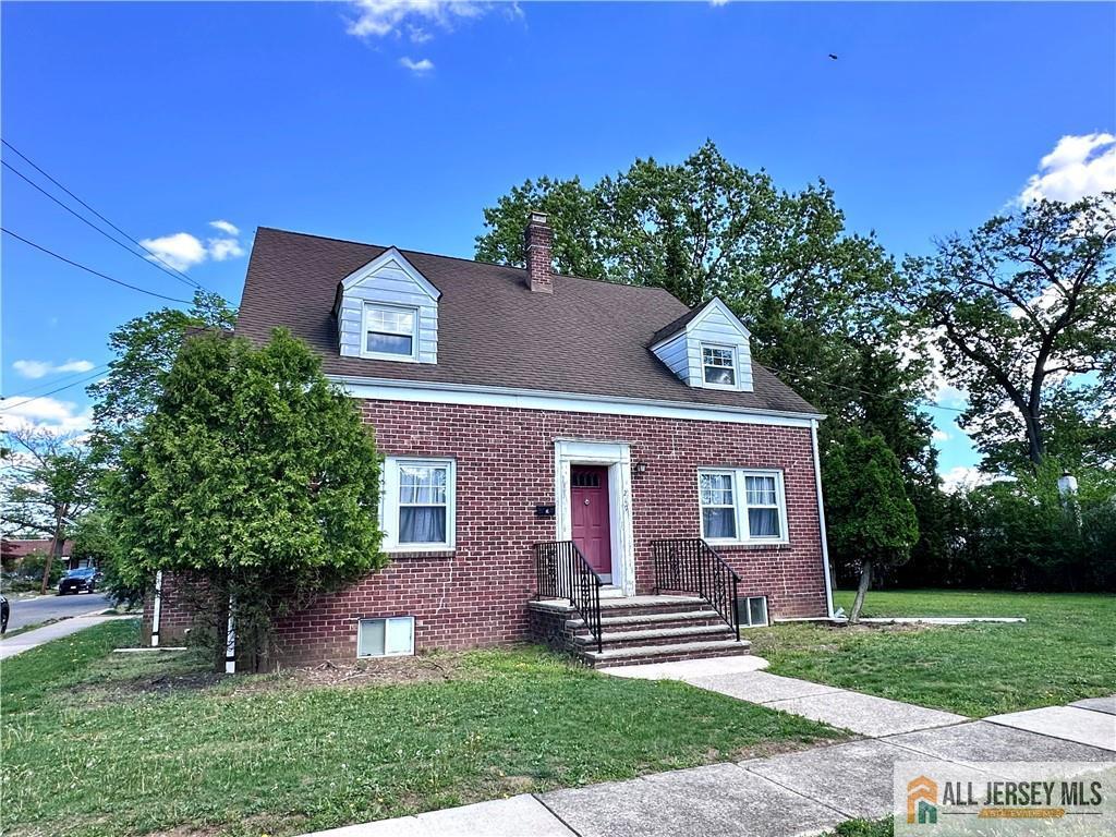 Primary Photo - 219 Hilton St