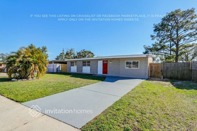 Foto del edificio - 7111 Dellwood Dr