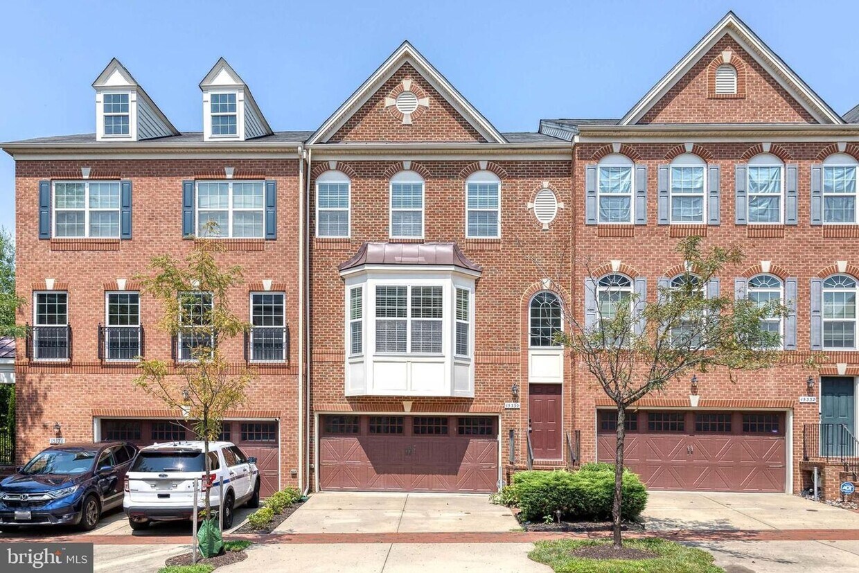 Foto principal - 15330 Tewkesbury Pl