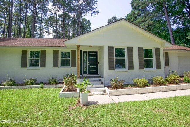 Foto del edificio - 906 N Glenwood Trail