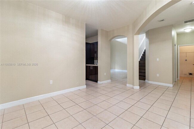 Foto del edificio - 8562 NW 108th Ave