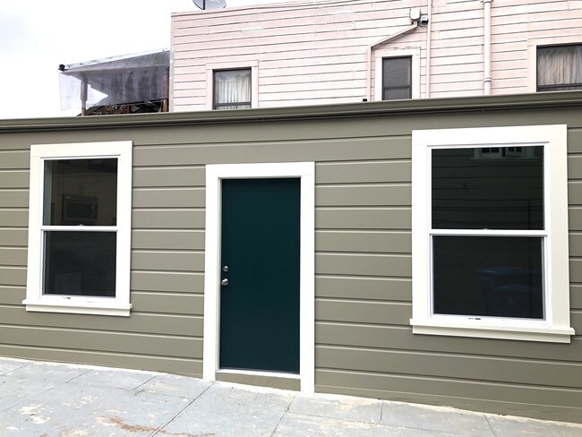 Building Photo - 1 bedroom in San Francisco CA 94110