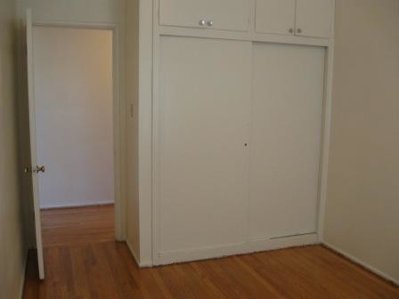 Building Photo - 1801 Vine St