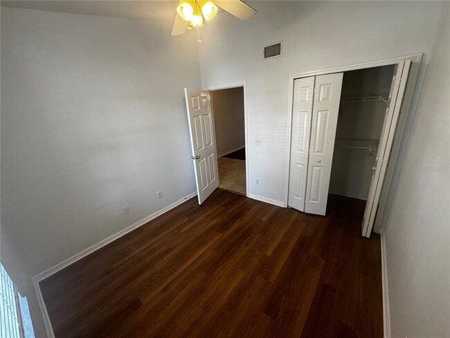 Building Photo - 10443 Heron Lake Dr