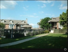 Building Photo - Emory on Grand
