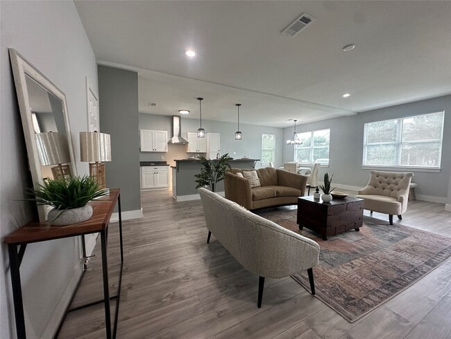 Building Photo - 11319 Carla St