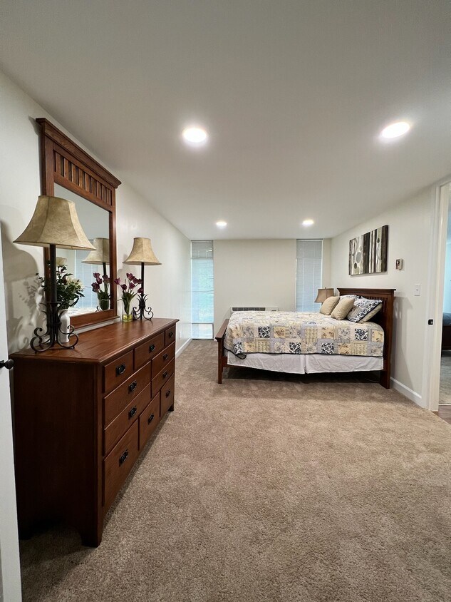 1727 S Hawthorne Rd Unit 1727, WinstonSalem, NC 27103 Condo for Rent in WinstonSalem, NC