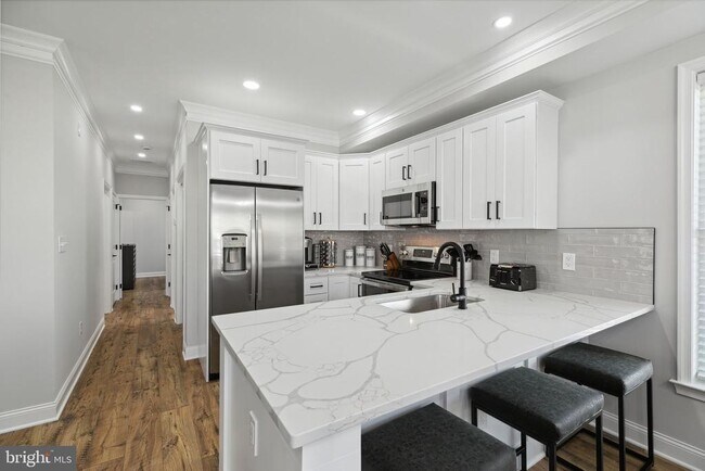 Foto del edificio - 42 Evergreen Ln