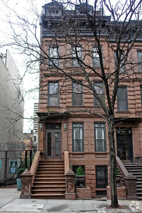 Foto del edificio - 258 W 71st St