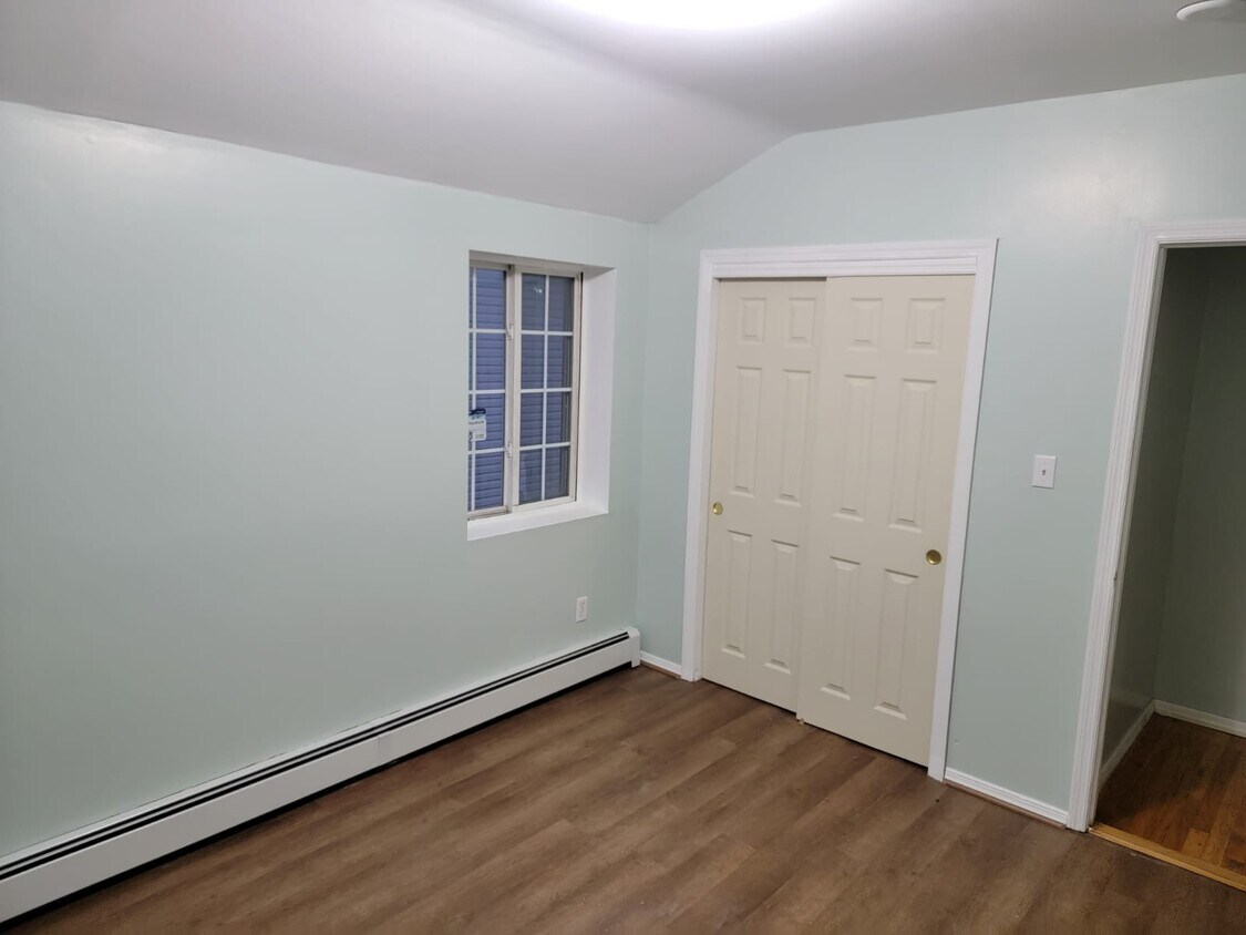 Foto del edificio - 1128 Loring Ave