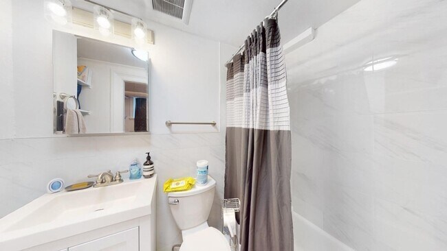 *Pictures are representative samples of the advertised unit. In some cases, the actual units you tou - 88 Marlborough St