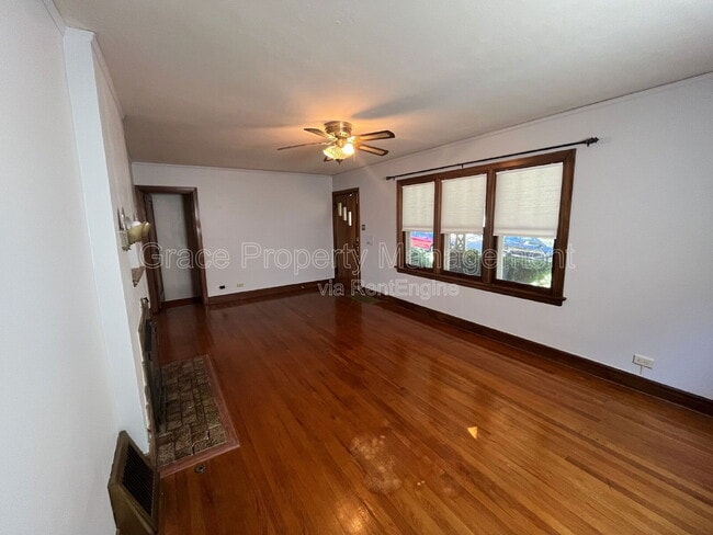 Foto del edificio - 343 S Clarkson St