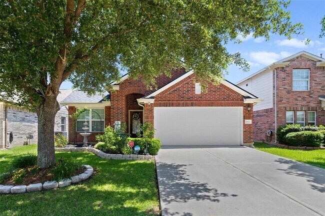Foto del edificio - 18123 Almond Place Lane
