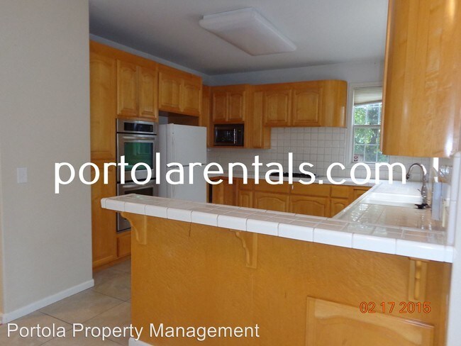 Foto del edificio - 414 Rosedale Ct