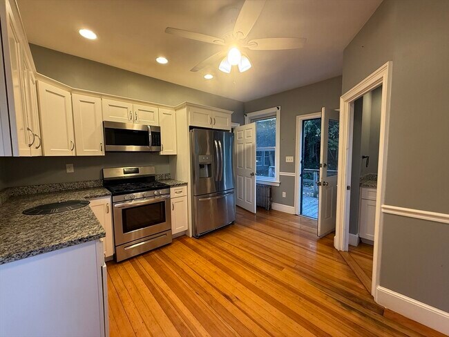 Foto del edificio - 165 Granite St