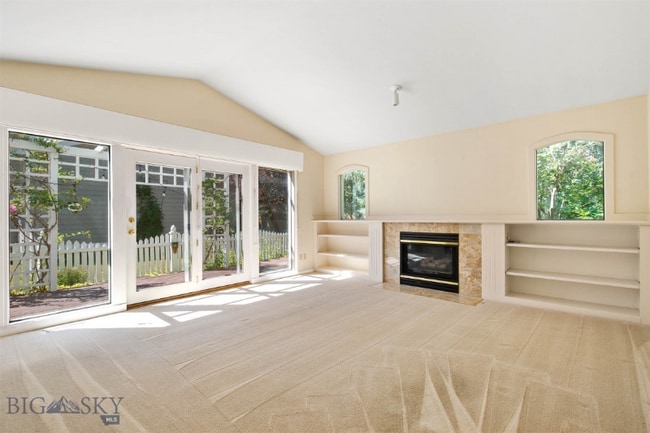 Foto del edificio - 3155 Fieldstone Dr W