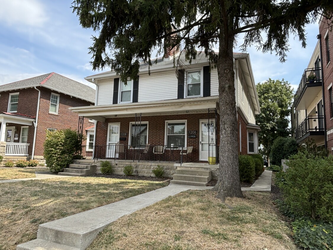 Foto principal - 1206 Grandview Ave
