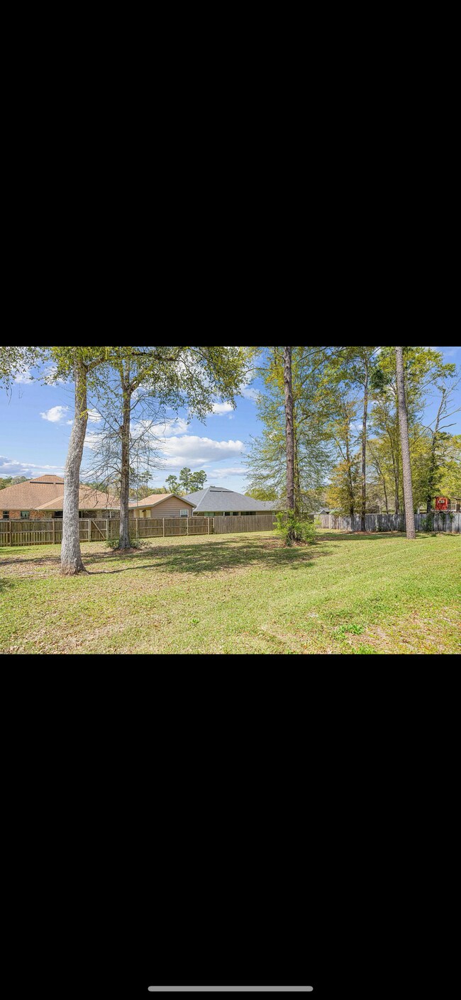 Foto del edificio - 6030 W Dogwood Dr