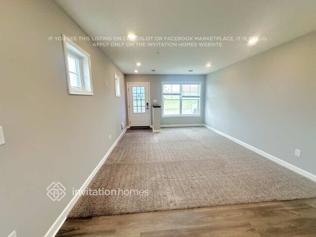 Foto del edificio - 10934 Glacier Ln N