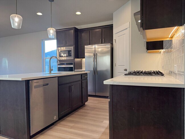 Foto del edificio - Beautiful New 2 Story Home w/Finished Basement!