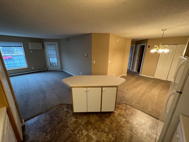 2 bed middle kitchen - Meadowlawn Village