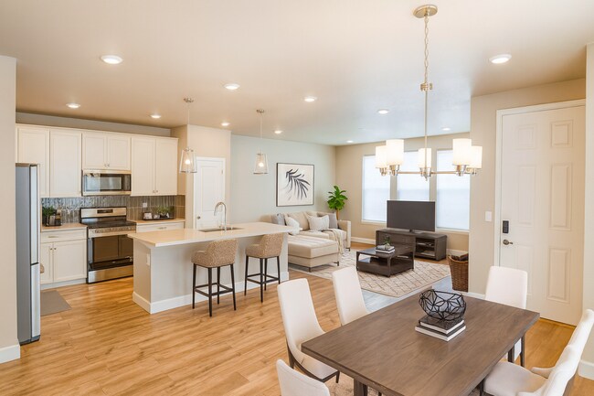 Building Photo - 7118 Othello St